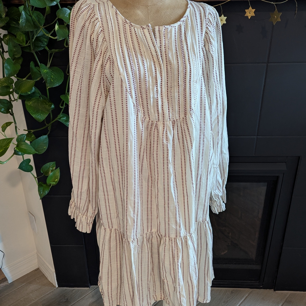 Elizabeth and James L White Red Striped Long Sleeve Knee Length Peasent Dress